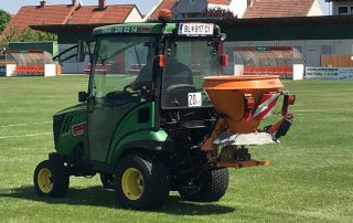Kolb Sommerdienst am Fußballplatz